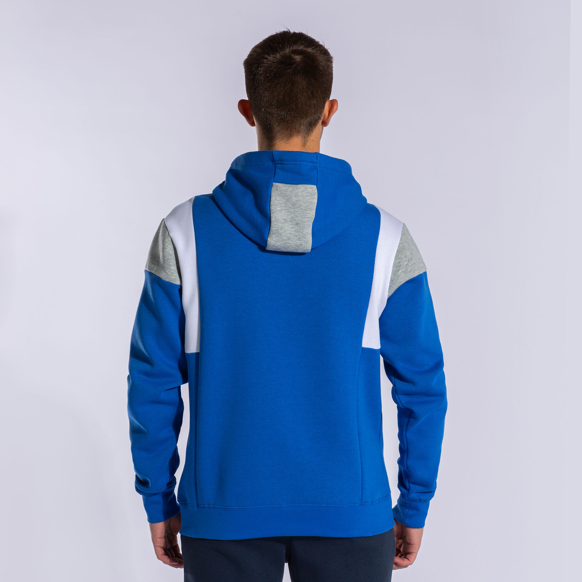 SUDADERA CON CAPUCHA CONFORT III