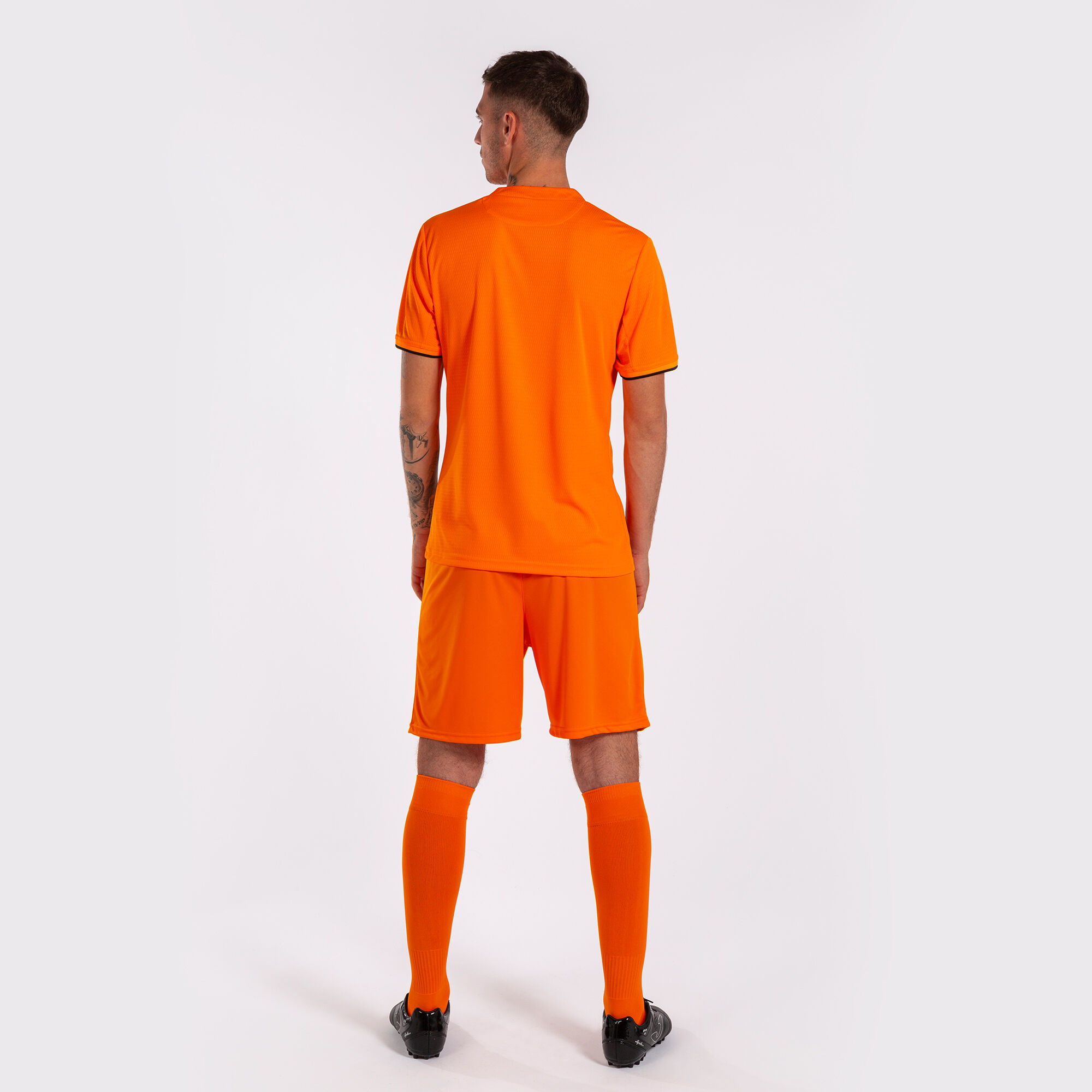 Camiseta manga corta hombre Toletum IV naranja negro